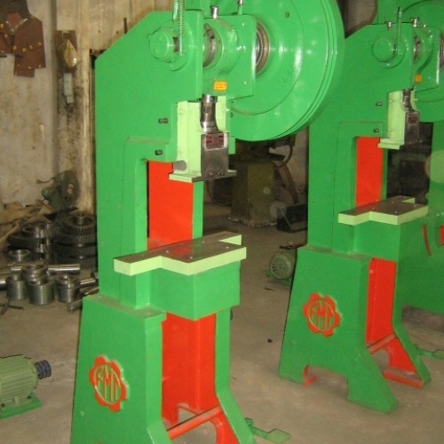 Horn type power press